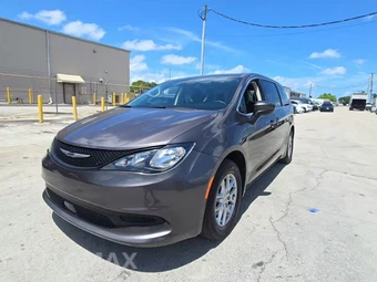2023 Chrysler Voyager LX 121.6" WB