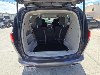 2023 Chrysler Voyager LX 121.6" WB - miniatura 12