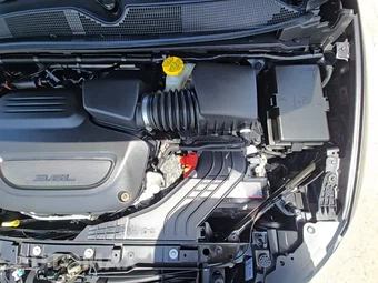 2023 Chrysler Voyager LX 121.6" WB - miniatura 22