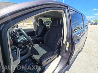 2023 Chrysler Voyager LX 121.6" WB - miniatura 3