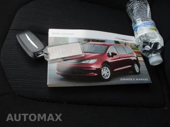 2023 Chrysler Voyager LX 121.6" WB - miniatura 9