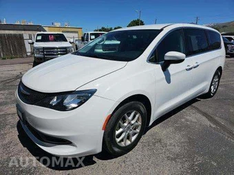 2023 Chrysler Voyager LX 121.6" WB