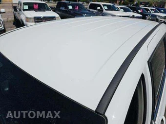 2023 Chrysler Voyager LX 121.6" WB – miniatura 12
