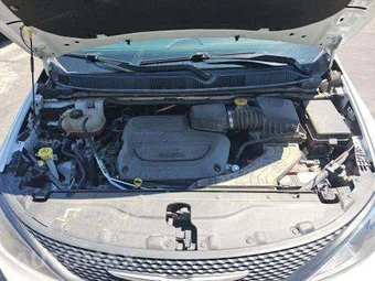 2023 Chrysler Voyager LX 121.6" WB – miniatura 25