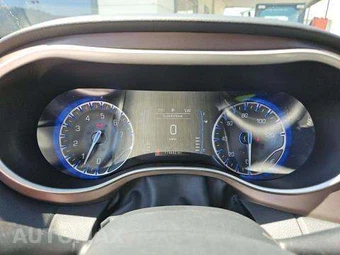2023 Chrysler Voyager LX 121.6" WB – miniatura 9
