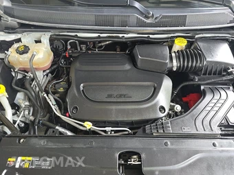 2023 Chrysler Voyager LX 121.6" WB – miniatura 16