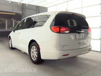 2023 Chrysler Voyager LX 121.6" WB – miniatura 6