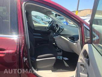 2023 Chrysler Voyager LX 121.6" WB - miniatura 8