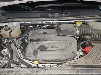 2023 Chrysler Voyager LX 121.6" WB – miniatura 16