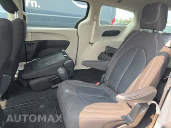 2023 Chrysler Voyager LX 121.6" WB – miniatura 13