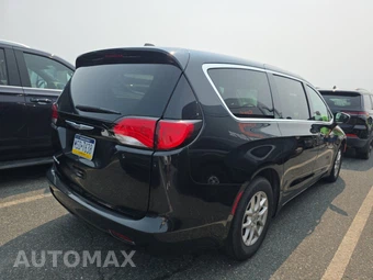 2023 Chrysler Voyager LX 121.6" WB – miniatura 4
