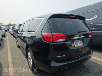 2023 Chrysler Voyager LX 121.6" WB – miniatura 6