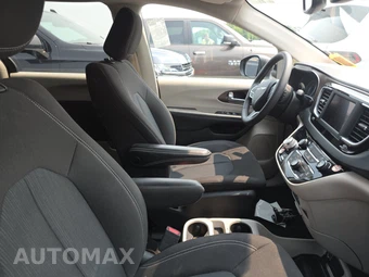 2023 Chrysler Voyager LX 121.6" WB – miniatura 8