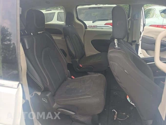 2023 Chrysler Voyager LX 121.6" WB - miniatura 17