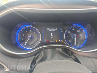 2023 Chrysler Voyager LX 121.6" WB - miniatura 9