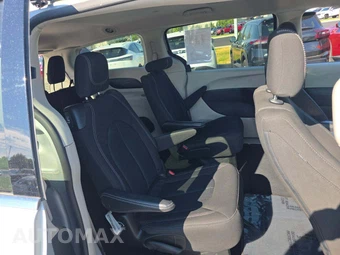 2023 Chrysler Voyager LX 121.6" WB – miniatura 14