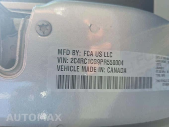 2023 Chrysler Voyager LX 121.6" WB – miniatura 2
