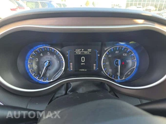 2023 Chrysler Voyager LX 121.6" WB – miniatura 6
