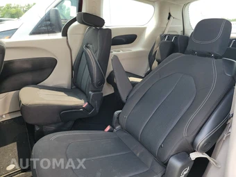 2023 Chrysler Voyager LX 121.6" WB – miniatura 13