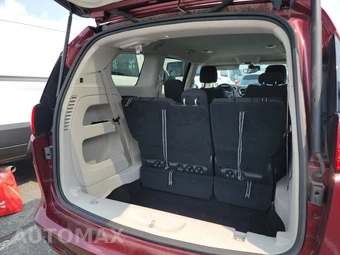 2023 Chrysler Voyager LX 121.6" WB – miniatura 17