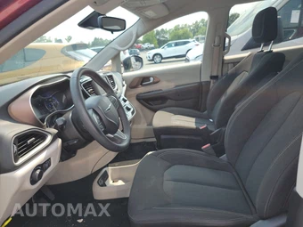 2023 Chrysler Voyager LX 121.6" WB – miniatura 7