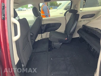 2023 Chrysler Voyager LX 121.6" WB – miniatura 13