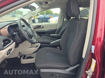 2023 Chrysler Voyager LX 121.6" WB – miniatura 7