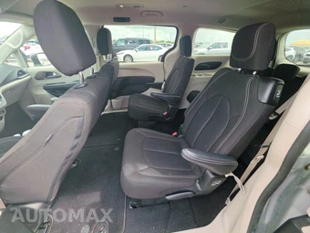 2023 Chrysler Voyager LX 121.6" WB - miniatura 13