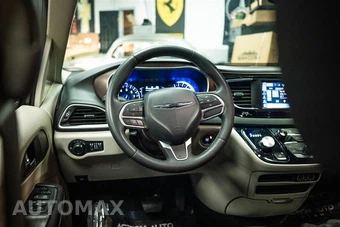 2023 Chrysler Voyager LX 121.6" WB - miniatura 16