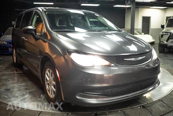2023 Chrysler Voyager LX 121.6" WB - miniatura 5