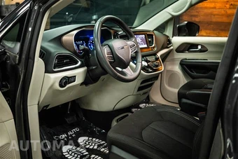 2023 Chrysler Voyager LX 121.6" WB - miniatura 8