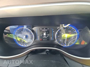 2023 Chrysler Voyager LX 121.6" WB - miniatura 12