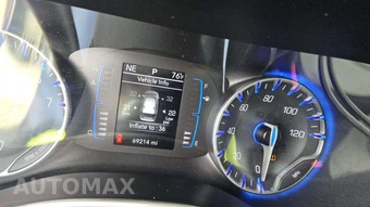 2023 Chrysler Voyager LX 121.6" WB - miniatura 18
