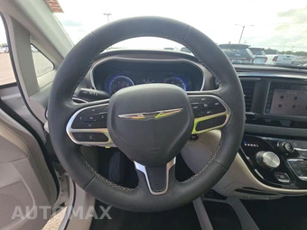 2023 Chrysler Voyager LX 121.6" WB - miniatura 10