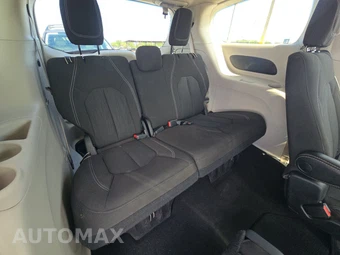 2023 Chrysler Voyager LX 121.6" WB - miniatura 14