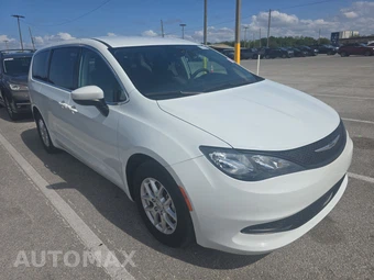 2023 Chrysler Voyager LX 121.6" WB - miniatura 3