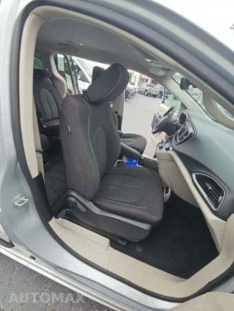 2023 Chrysler Voyager LX 121.6" WB - miniatura 19