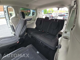2023 Chrysler Voyager LX 121.6" WB - miniatura 11