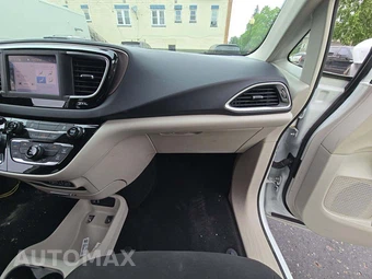 2023 Chrysler Voyager LX 121.6" WB - miniatura 17