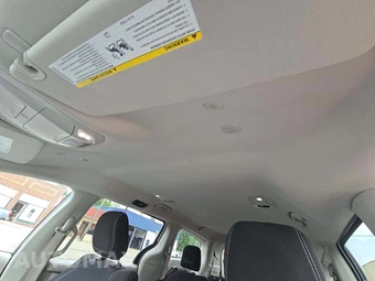 2023 Chrysler Voyager LX 121.6" WB - miniatura 8