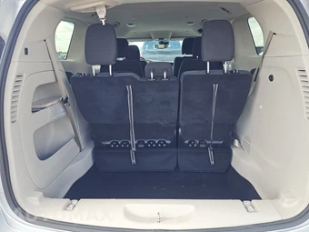 2023 Chrysler Voyager LX 121.6" WB - miniatura 17