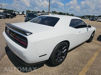 2023 Dodge Challenger GT - miniatura 4