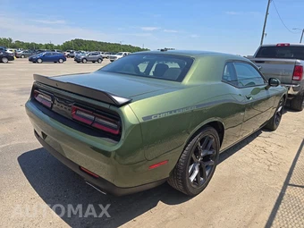 2023 Dodge Challenger GT – miniatura 4