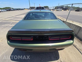 2023 Dodge Challenger GT – miniatura 5