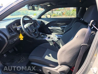 2023 Dodge Challenger GT - miniatura 7