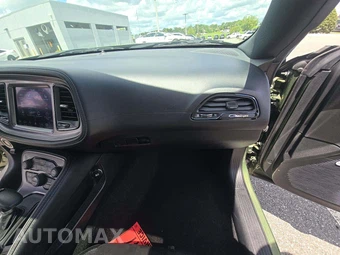 2023 Dodge Challenger GT - miniatura 16