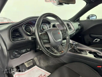 2023 Dodge Challenger GT - miniatura 10