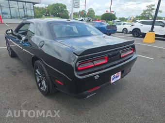 2023 Dodge Challenger GT – miniatura 2