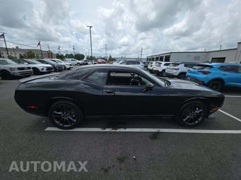 2023 Dodge Challenger GT – miniatura 4