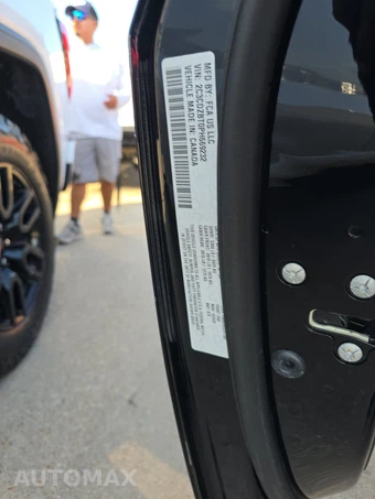 2023 Dodge Challenger R/T - miniatura 13
